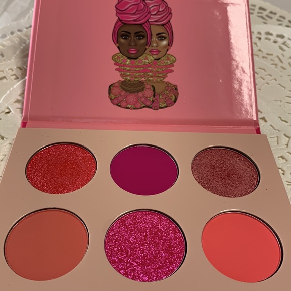 Juvias The sweet pinks by Juvias 3 Matt’s 3 glitter NIB for eyeshadow and Blush - Picture 5 of 11